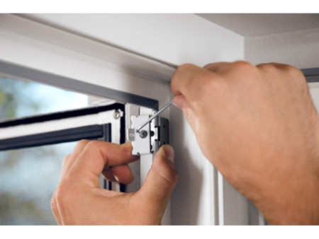 tesa Adaptateur pour moustiquaire de porte ALU FALT, blanc