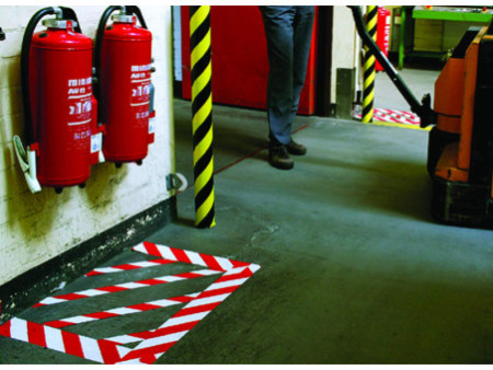 tesa Signal Bande de marquage et signalisation Universal