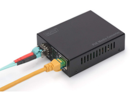 DIGITUS Convertisseur de médias Gigabit PoE, RJ45 / SFP, PSE
