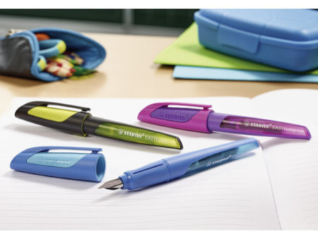 STABILO Stylo plume EASYbuddy M, droitiers, lilas/magenta