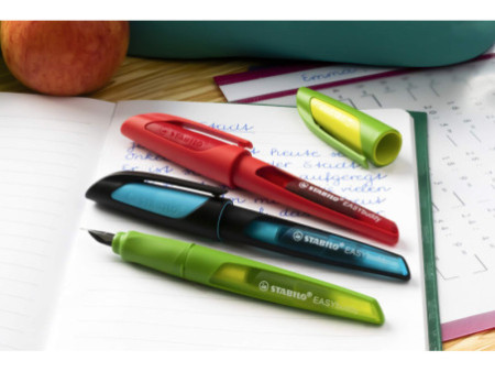 STABILO Stylo plume EASYbuddy A, droitiers, noir/bleu