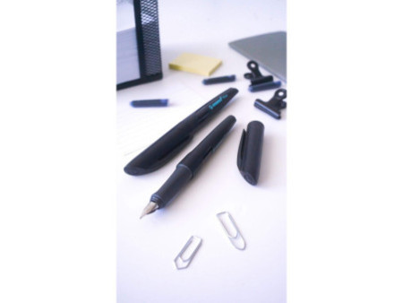 STABILO Stylo plume Flow, noir