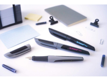 STABILO Stylo plume Flow, noir