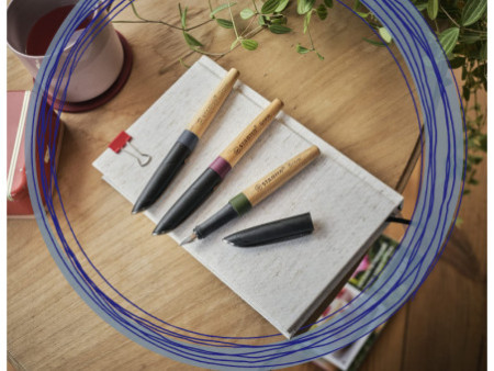 STABILO Stylo plume Grow, bleu myrtille / hêtre
