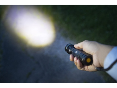 brennenstuhl Lampe de poche LED à mise au point LuxPremium