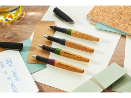 STABILO Stylo à bille Grow, vert mousse / chêne
