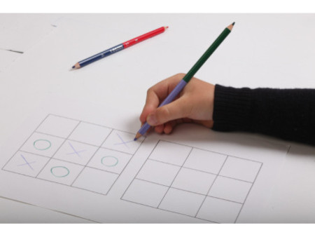 Kores Crayons de couleur 'DUO', étui carton de 24 + taille-