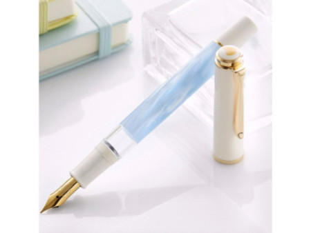 Pelikan Stylo plume M 200 bleu pastel, taille de plume: EF