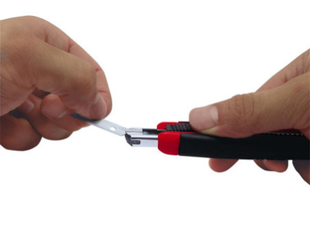 WEDO Cutter pro Auto-Load, lame: 9 mm, noir/rouge