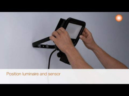 LEDVANCE Projecteur LED FLOODLIGHT SENSOR, 10 W, 4000K BK