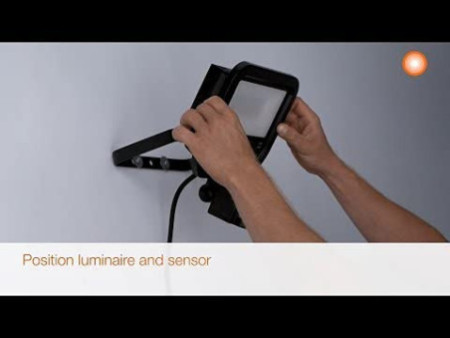 LEDVANCE Projecteur LED FLOODLIGHT SENSOR, 20 W, 3000K BK