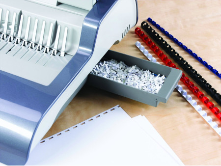 Fellowes Perforelieur électrique à anneaux plastiques Quasar