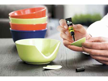 UHU Colle universelle SUPER, 7 g, sur carte blister