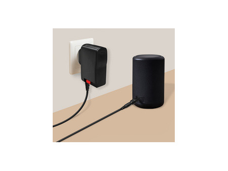LogiLink Bloc d'alimentation universel, 24 W / 3-12 V, noir