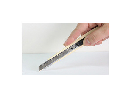 NT Cutter A-300RP, boîtier en plastique, beige