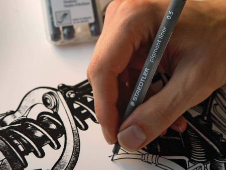STAEDTLER Feutre à pigment, étui de 4, noir
