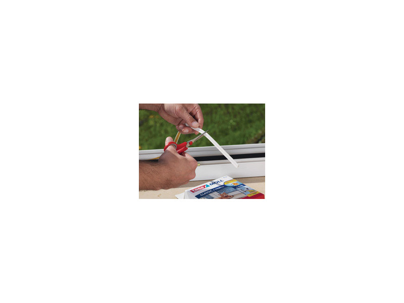 tesa INSULATION Ruban de calfeutrage L, 9 mm x 10 m, blanc