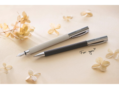FABER-CASTELL Stylo plume Ambition OpArt White Sand