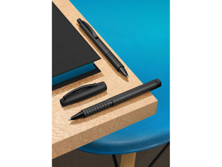 FABER-CASTELL Stylo roller Essentio Aluminium, noir