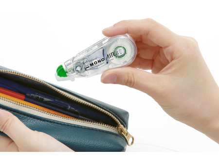 TOMBOW Rouleau correcteur 'MONO air', présentoir de 20